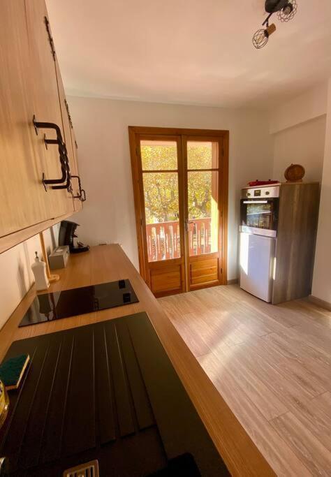 Charmant Appartement Renove Au Coeur Du Village Saint-Martin-Vésubie Zewnętrze zdjęcie